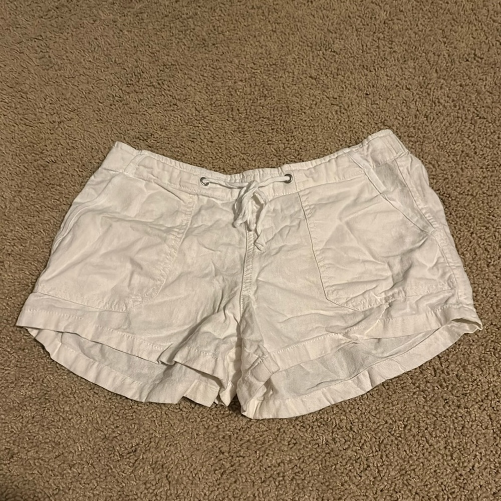 Alter’d State white dressy shorts